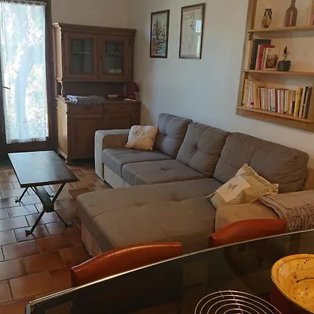 T2 400m Plages Et Commerces Excellent Rapport Qualite Prix!